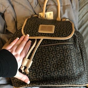 Brand new guess backpack never used !